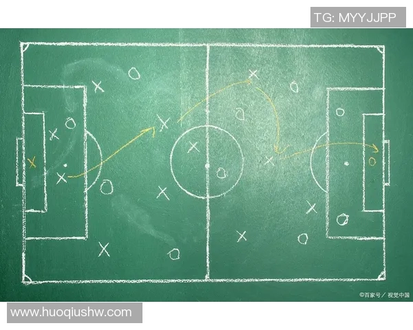 以中场调度为核心打造现代足球战术体系的创新与发展 以中场调度为核心打造现代足球战术体系的创新与发展