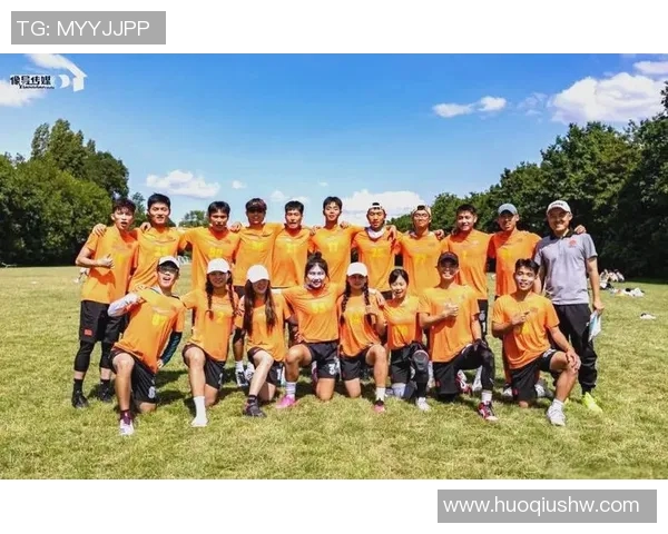西安飞盘队在世界攀岩锦标赛中的拼搏历程与荣耀瞬间 西安飞盘队在世界攀岩锦标赛中的拼搏历程与荣耀瞬间